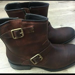 Cole Haan Wayne Cognac Brown Zip Up Boot